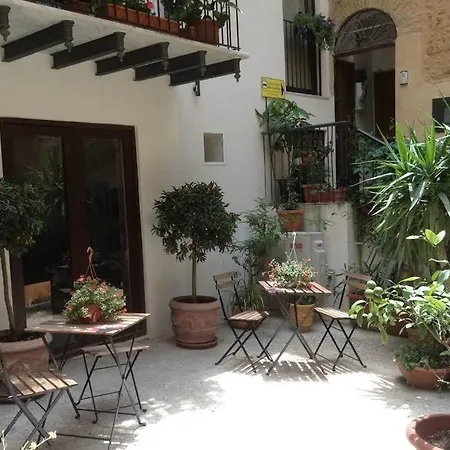 Bed & Breakfast Mille E Una Notte Agrigento