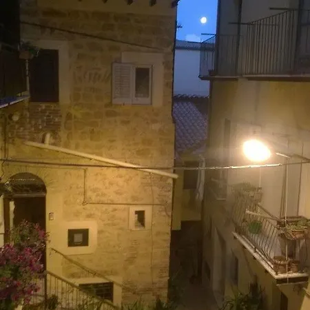 Frühstückspension Mille E Una Notte 3*